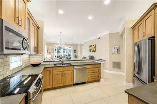 805 Bentwater Cir, Naples, FL 34108 - Photo 7