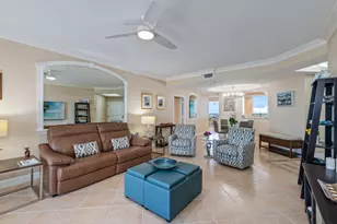 7225 Pelican Bay Blvd, Naples, FL 34108 - Photo 3
