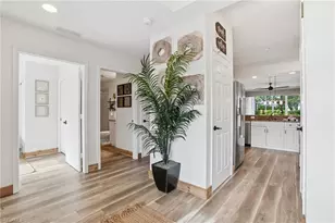 7910 Mahogany Run Ln, Naples, FL 34113 - Photo 17