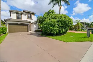 647 110th Ave N, Naples, FL 34108 - Photo 7