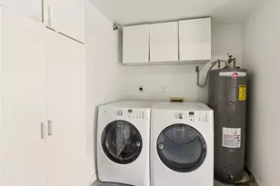 636 Windsor Sq, Naples, FL 34104 - Photo 21