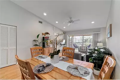 834 Gulf Pavilion Dr #201, Naples, FL 34108 - Photo 11