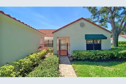 718 Reef Point Cir, Naples, FL 34108 - Photo 23