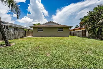 755 106th Ave N, Naples, FL 34108 - Photo 21