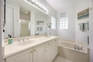 1320 Mariposa Cir, Naples, FL 34105 - Photo 13