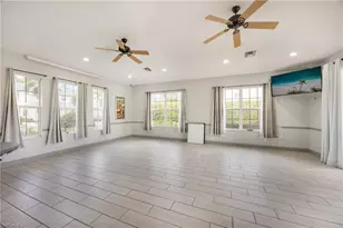 1320 Mariposa Cir, Naples, FL 34105 - Photo 33