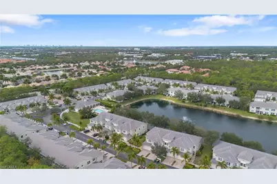 1320 Mariposa Cir #104, Naples, FL 34105 - Photo 37