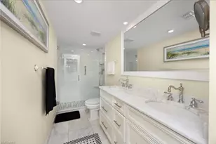 300 Park Shore Dr, Naples, FL 34103 - Photo 19