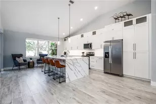 1511 Whispering Oaks Cir, Naples, FL 34110 - Photo 3