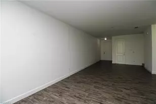 26471 Bonita Fairways Blvd, Bonita Springs, FL 34135 - Photo 9