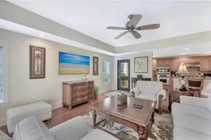 325 3rd St S, Naples, FL 34102 - Photo 3