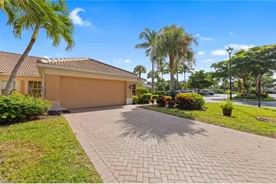 10097 Colonial Country Club Blvd, Fort Myers, FL 33913 - Photo 3