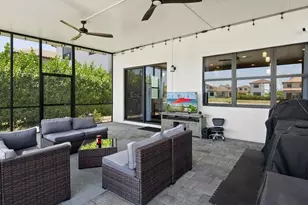 8812 Madrid Cir, Naples, FL 34104 - Photo 15