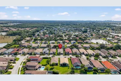23332 Sanabria Loop, Bonita Springs, FL 34135 - Photo 5