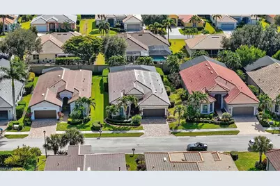 23332 Sanabria Loop, Bonita Springs, FL 34135 - Photo 3