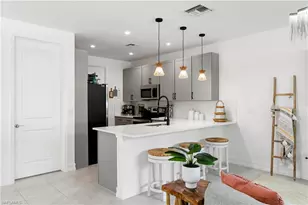 7578 Rockefeller Dr, Naples, FL 34119 - Photo 17