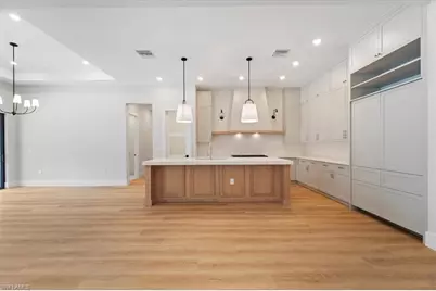 699 1st St NW, Naples, FL 34120 - Photo 13