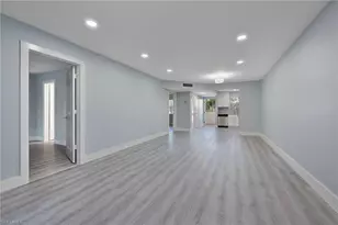 499 Forest Lakes Blvd, Naples, FL 34105 - Photo 3