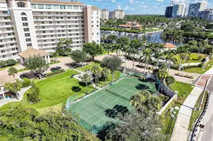 13105 Vanderbilt Dr, Naples, FL 34110 - Photo 5