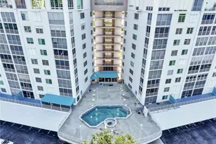 13105 Vanderbilt Dr, Naples, FL 34110 - Photo 41