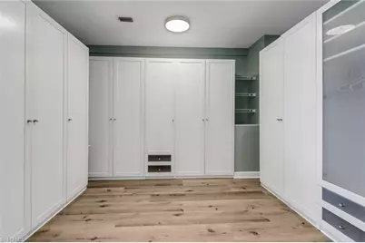 368 Germain Ave, Naples, FL 34108 - Photo 23