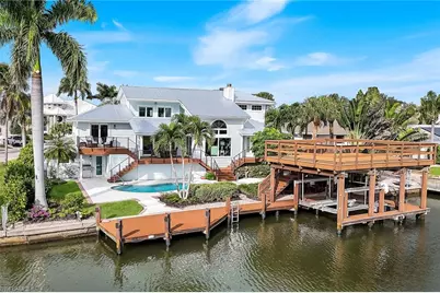 368 Germain Ave, Naples, FL 34108 - Photo 39