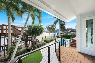 368 Germain Ave, Naples, FL 34108 - Photo 37