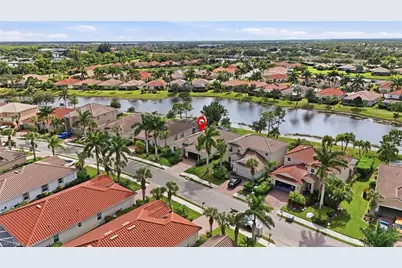 14654 Fern Lake Ct, Naples, FL 34114 - Photo 7