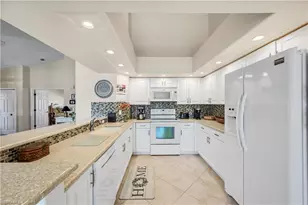 13250 Sherburne Cir, Bonita Springs, FL 34135 - Photo 9