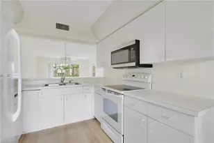 162 Pebble Shores Dr, Naples, FL 34110 - Photo 11