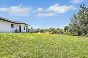 2811 Cerito Ave N, Lehigh Acres, FL 33971 - Photo 29