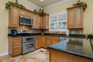 3572 Corinthian Way, Naples, FL 34105 - Photo 9