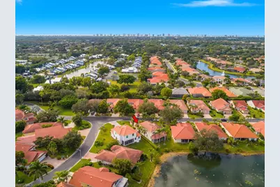 3572 Corinthian Way, Naples, FL 34105 - Photo 39