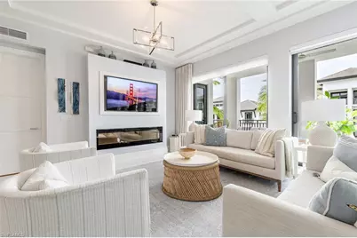 1035 3rd Ave S #414, Naples, FL 34102 - Photo 5