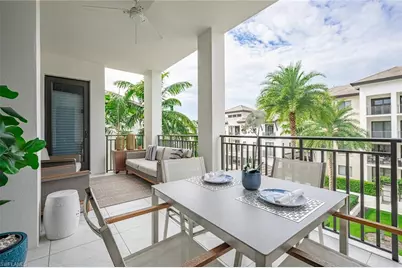 1035 3rd Ave S #414, Naples, FL 34102 - Photo 1