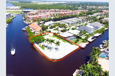 1300 Curlew Ave, Naples, FL 34102 - Photo 1