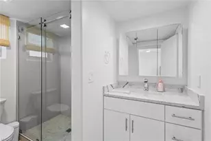 1212 10th Ave N, Naples, FL 34102 - Photo 13