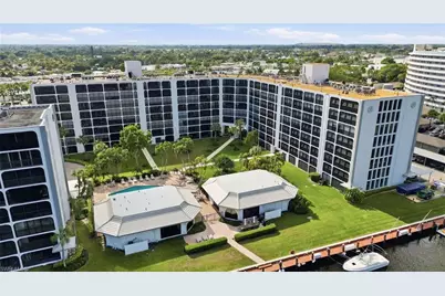 1629 Riverview Rd #Unit 620, Deerfield Beach, FL 33441 - Photo 5