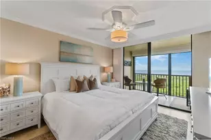 17 Bluebill Ave, Naples, FL 34108 - Photo 23