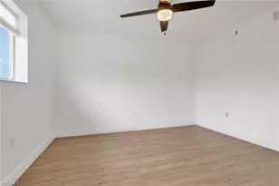 146 Cypress Way E, Naples, FL 34110 - Photo 21