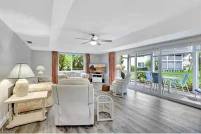 250 Candycane Ln #1013, Naples, FL 34112 - Photo 5