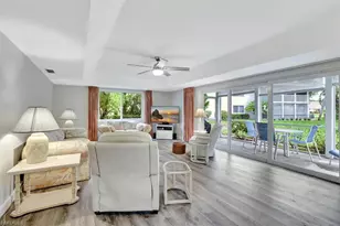 250 Candycane Ln, Naples, FL 34112 - Photo 5