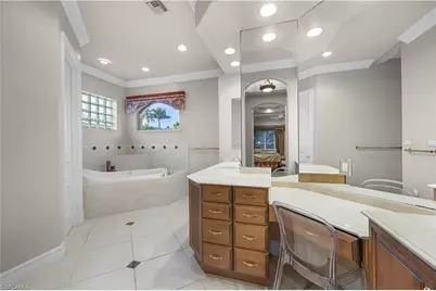 258 9th Ave S, Naples, FL 34102 - Photo 15