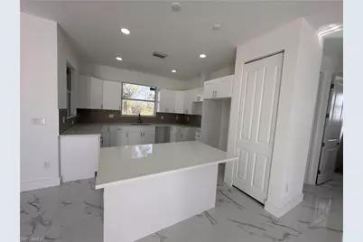 109 Paxton St, Lehigh Acres, FL 33974 - Photo 9