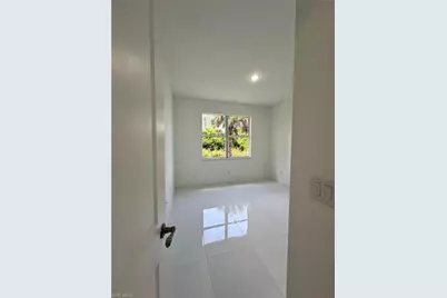 718 Chattman St E, Lehigh Acres, FL 33974 - Photo 21