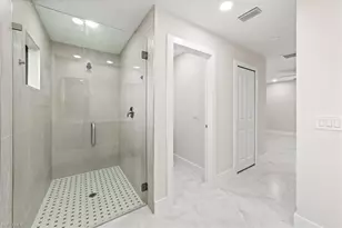 3406 25th St SW, Lehigh Acres, FL 33976 - Photo 9