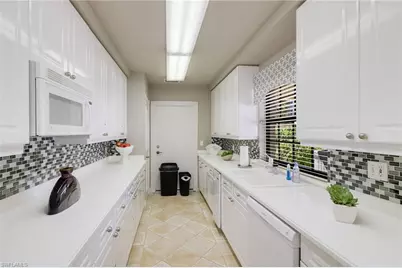 11620 Court Of Palms #303, Fort Myers, FL 33908 - Photo 31