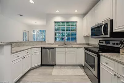 3722 Rachel Ln, Naples, FL 34103 - Photo 5