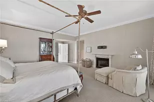 4021 Gulf Shore Blvd N, Naples, FL 34103 - Photo 23