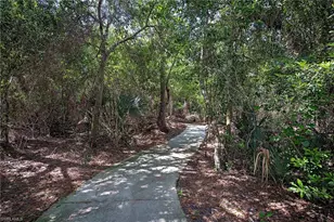 6572 Chestnut Cir, Naples, FL 34109 - Photo 19